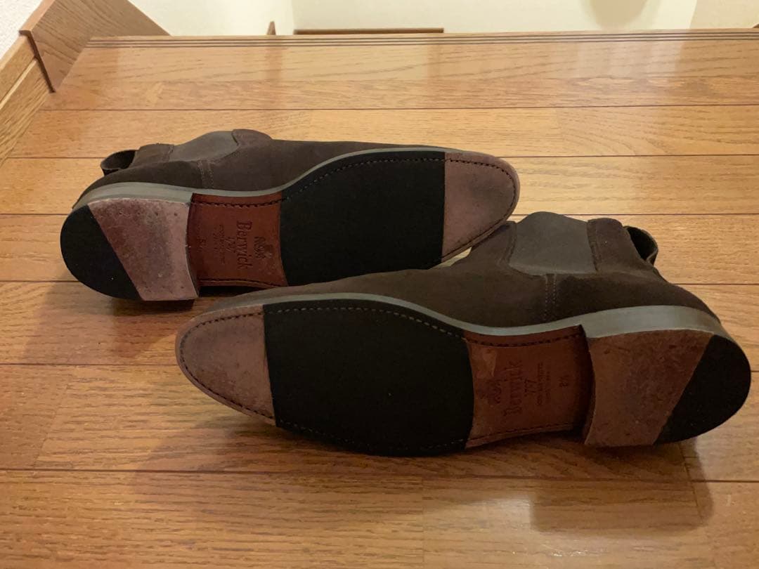 【スペイン製】Berwick スエード サイドゴアブーツ