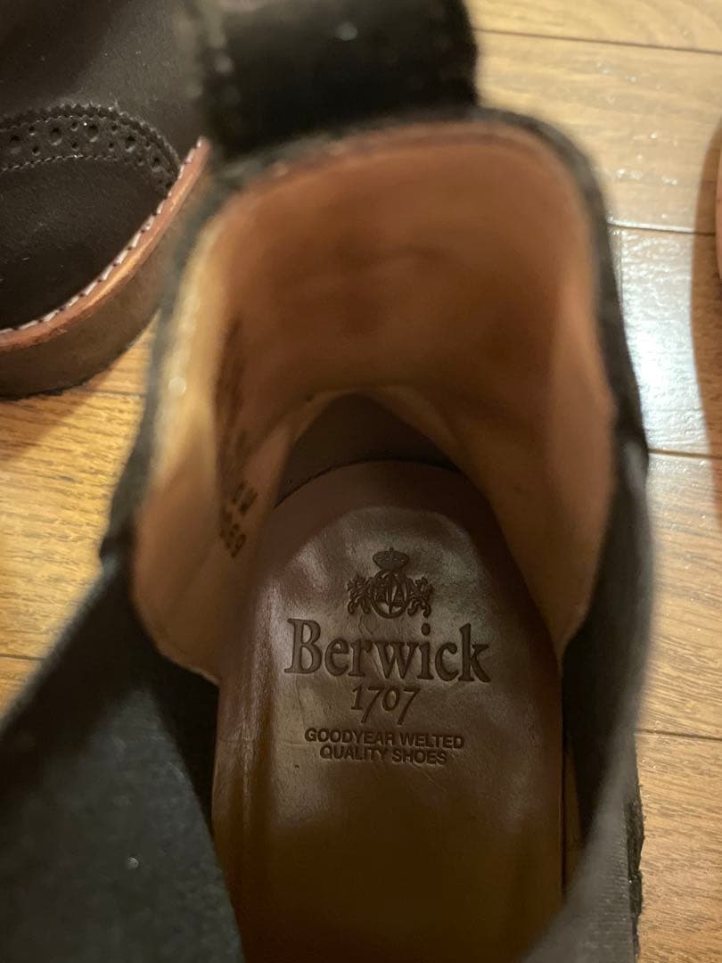 【スペイン製】Berwick スエード サイドゴアブーツ