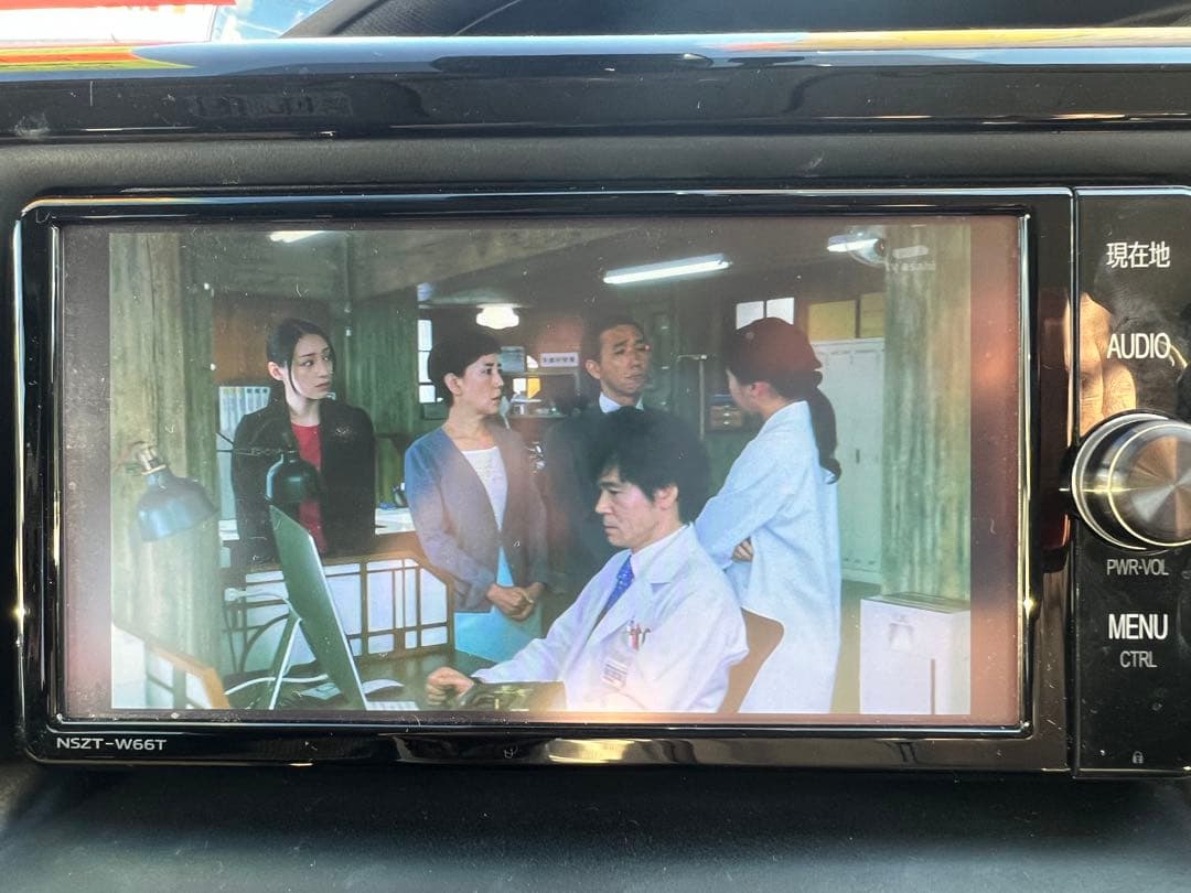 TOYOTA トヨタ　純正ナビ　SDナビ　NSZT-W66T 66ナビ　フルセグ