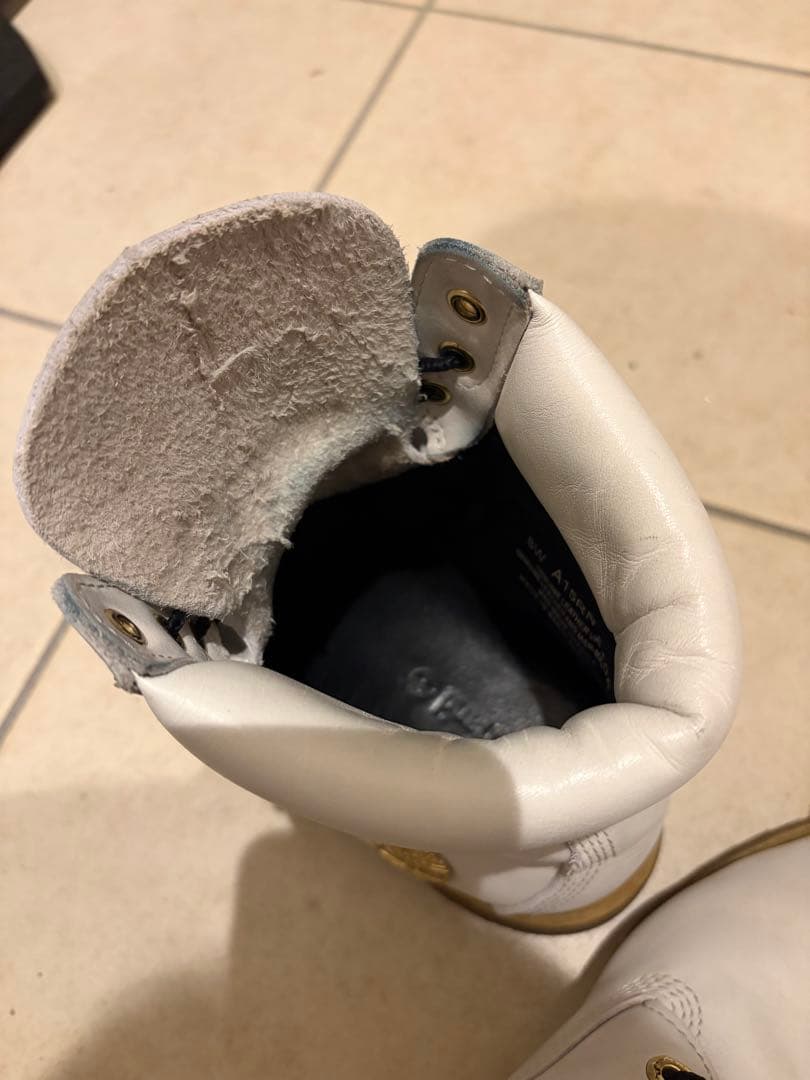 ティンバーランド　白　レア