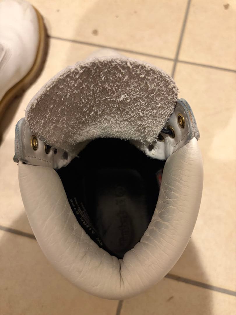 ティンバーランド　白　レア