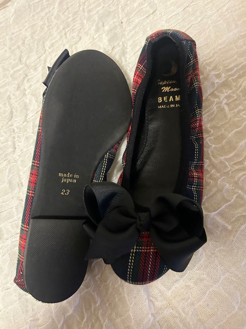 BEAMS チェック柄 フラットシューズ
