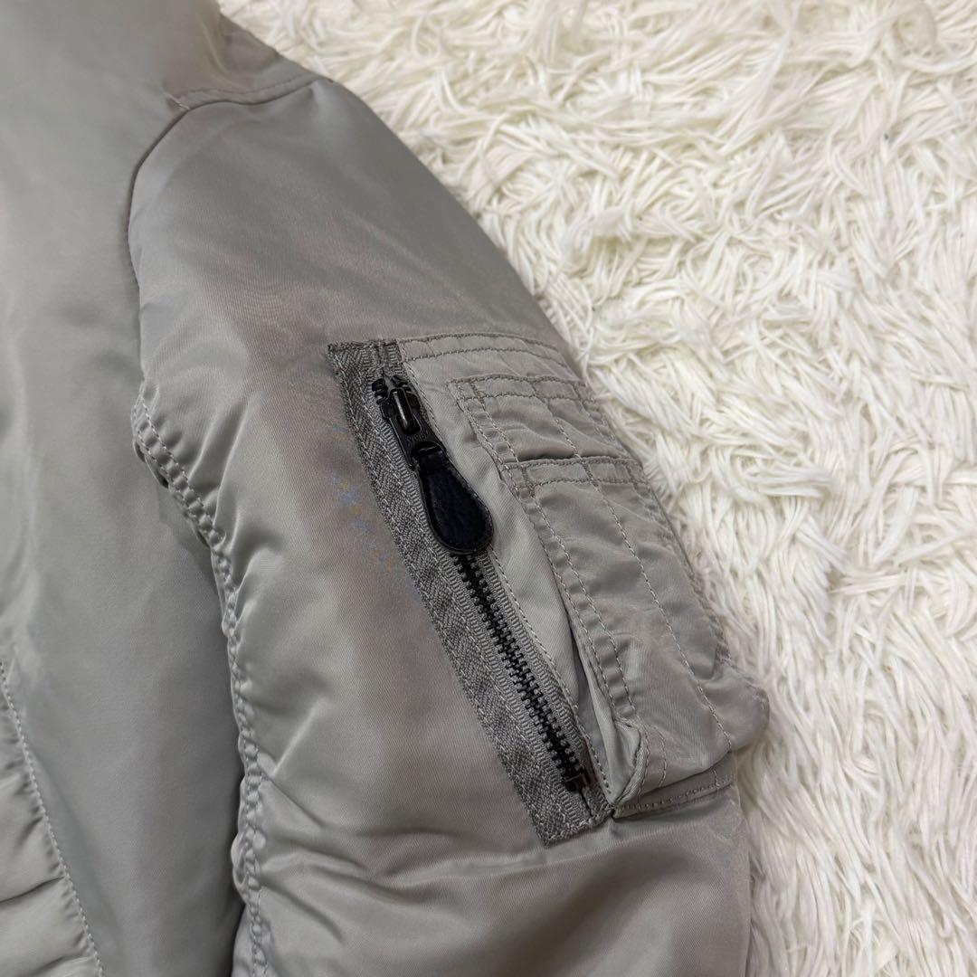 710　AVIREX 　MA-1フライトジャケット　M　シルバー