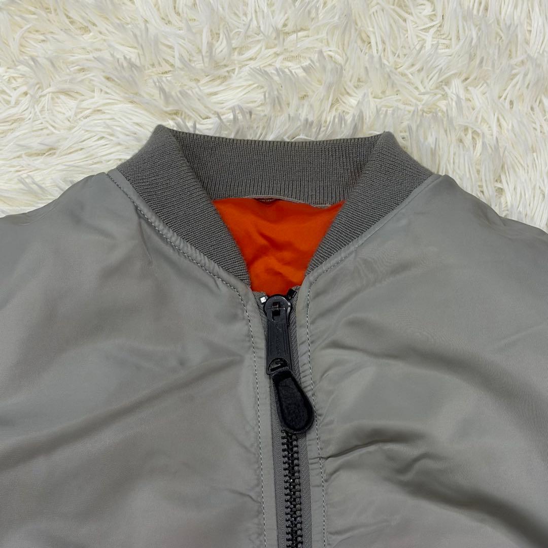 710　AVIREX 　MA-1フライトジャケット　M　シルバー