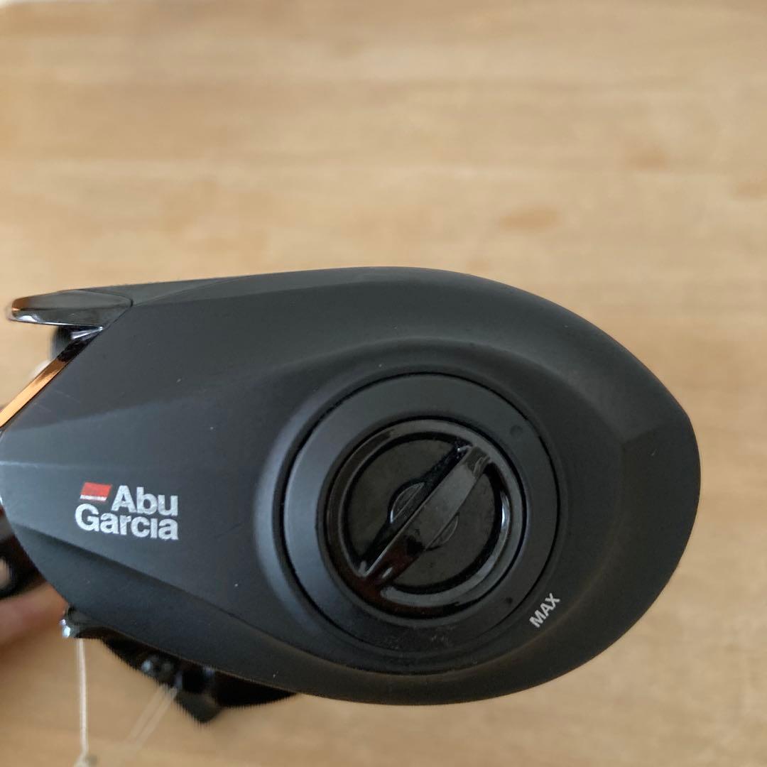 Abu Garcia REVO BEASTX 40 ベイトリール