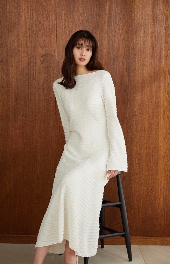 新品 Herlipto Mermaid Jacquard Dress パール M