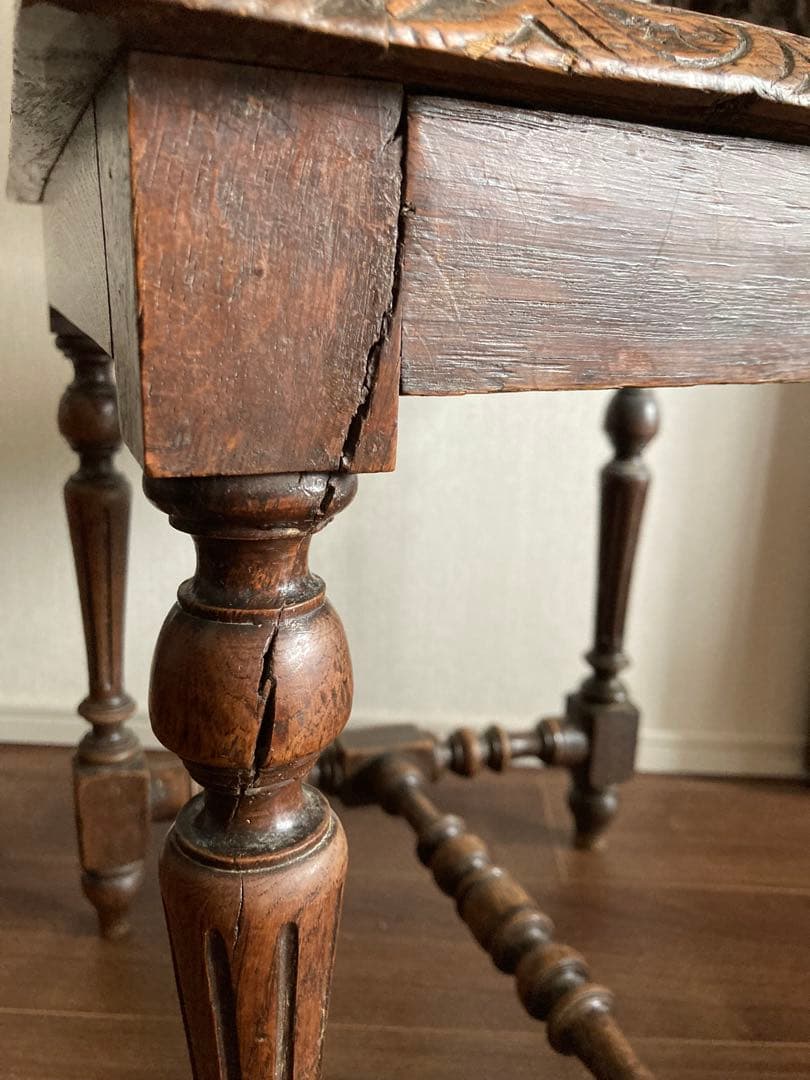 英国アンティーク　ゴシック様式木製チェア　椅子 ラタン籐張り　西洋　イギリス