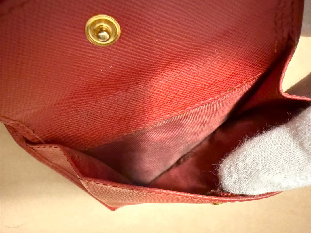 PRADA サフィアーノ　レッド 二つ折り財布　箱付き