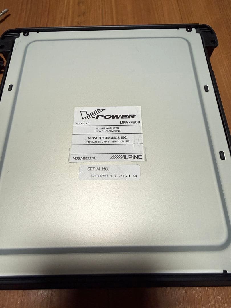 ALPINE MRV-F300 アンプ 本体