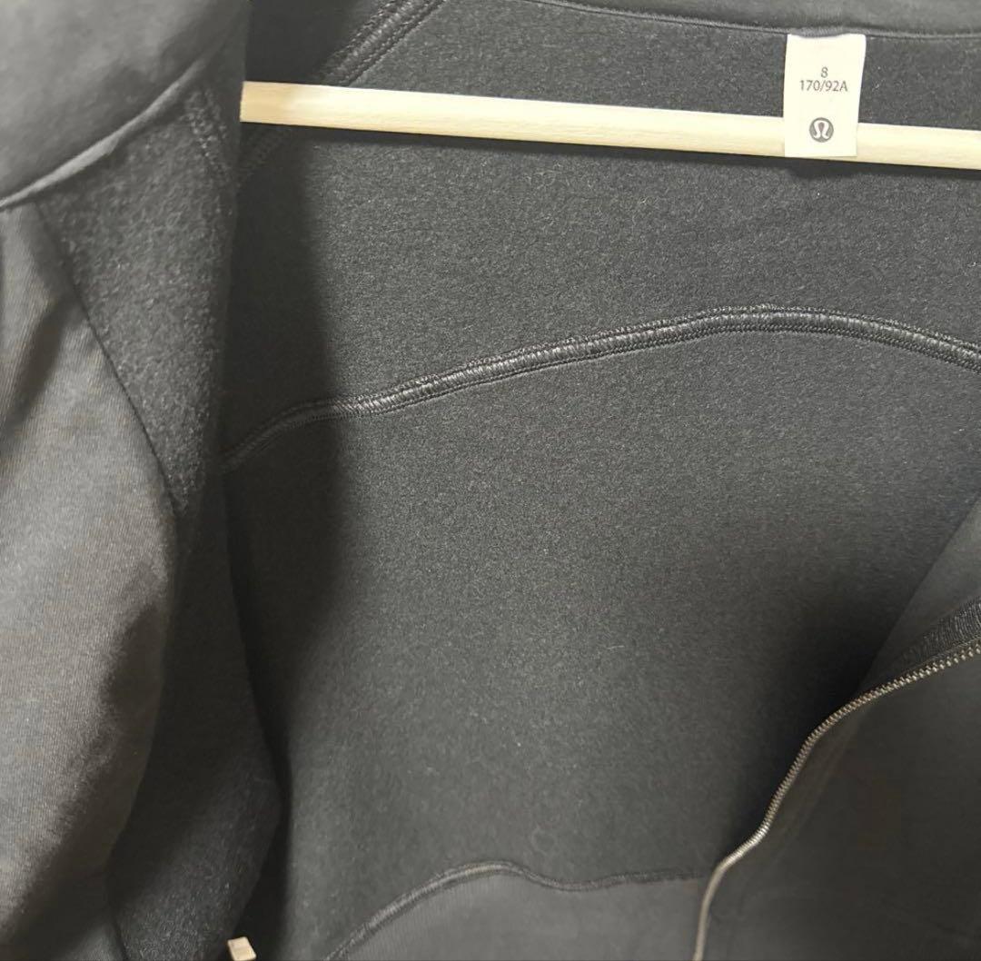 lululemon 黒 フード付き クロップドパーカー M