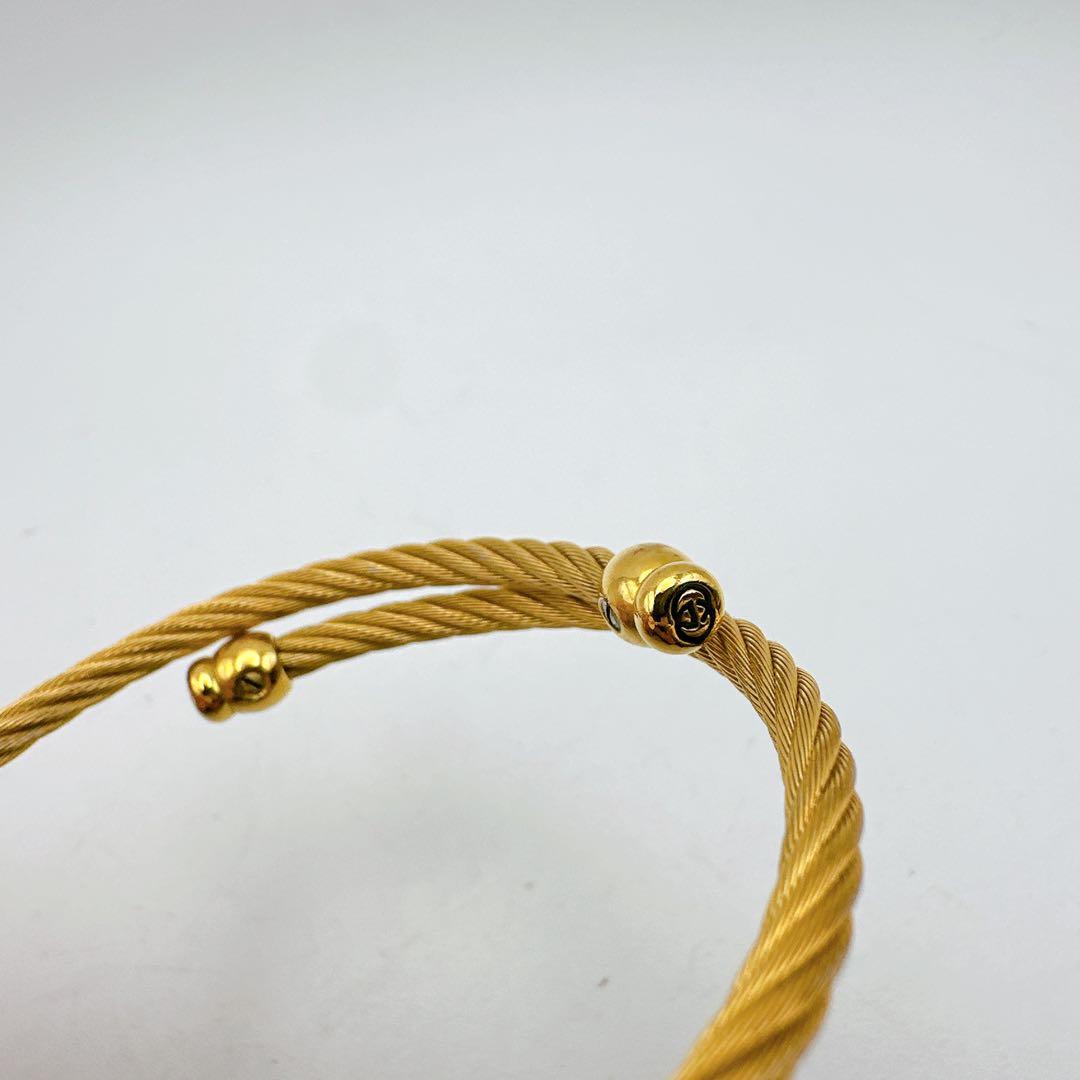 美品 稼動品 箱付き レディース腕時計 GUCCI グッチ ゴールド バングル