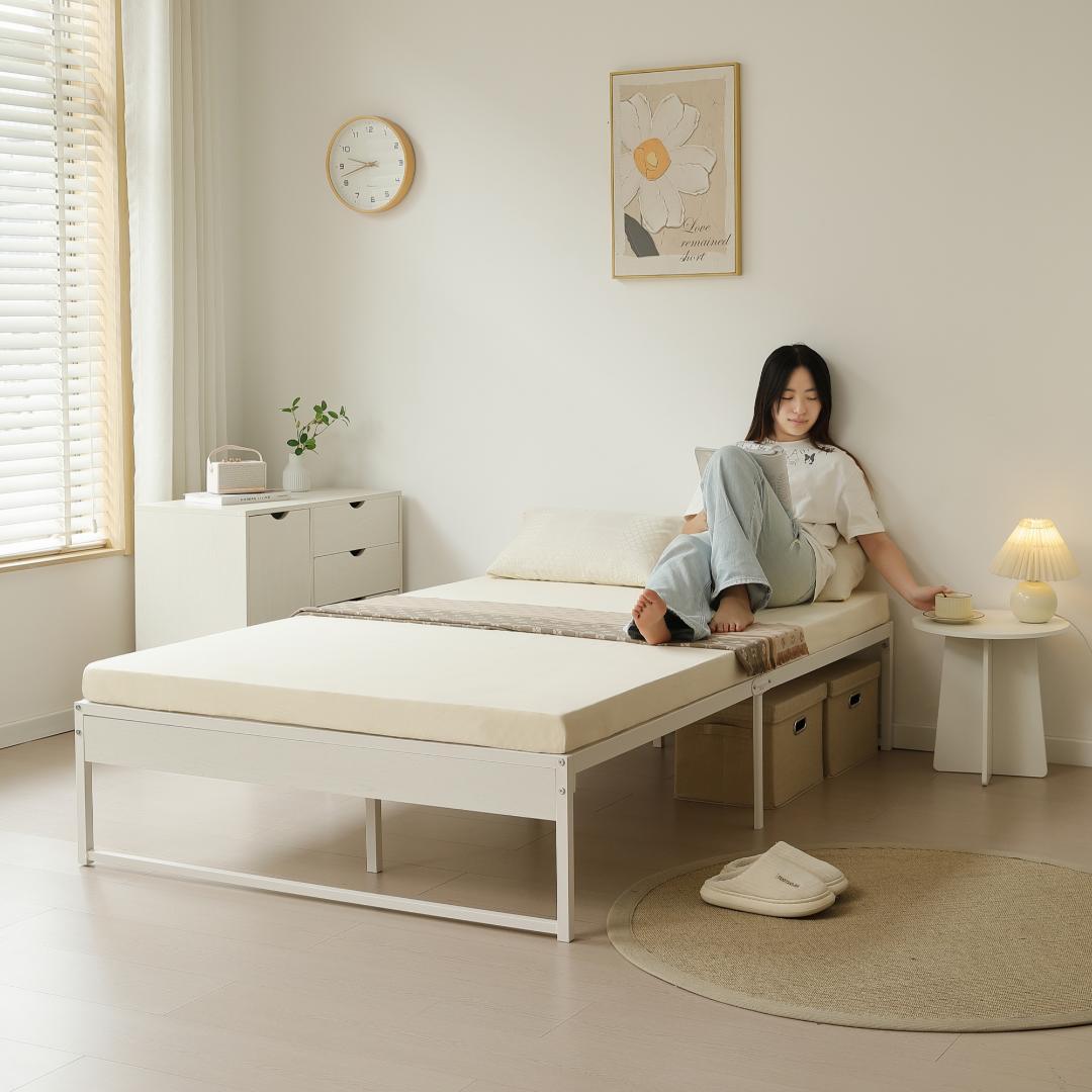 超人気！【セミダブル SD】ベッドフレーム パイプベッド セミダブル White