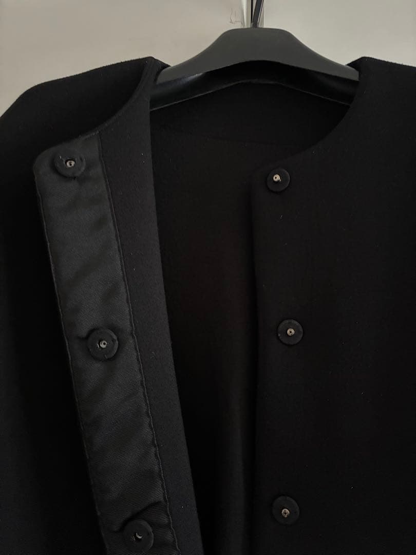 トレフルプラスワン　パールボンディングコート　ブラック