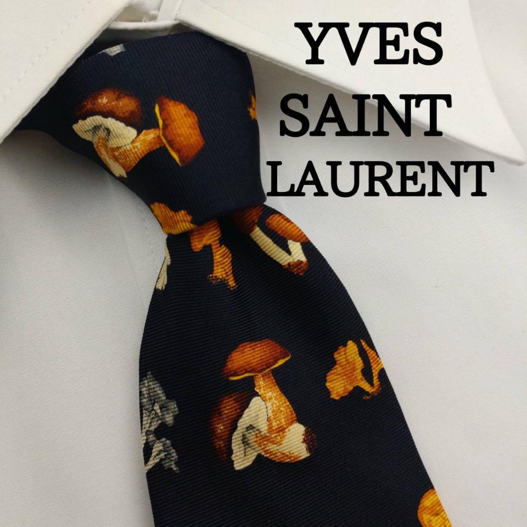 イヴサンローラン 高級シルクネクタイ 総柄（キノコ） ブラック