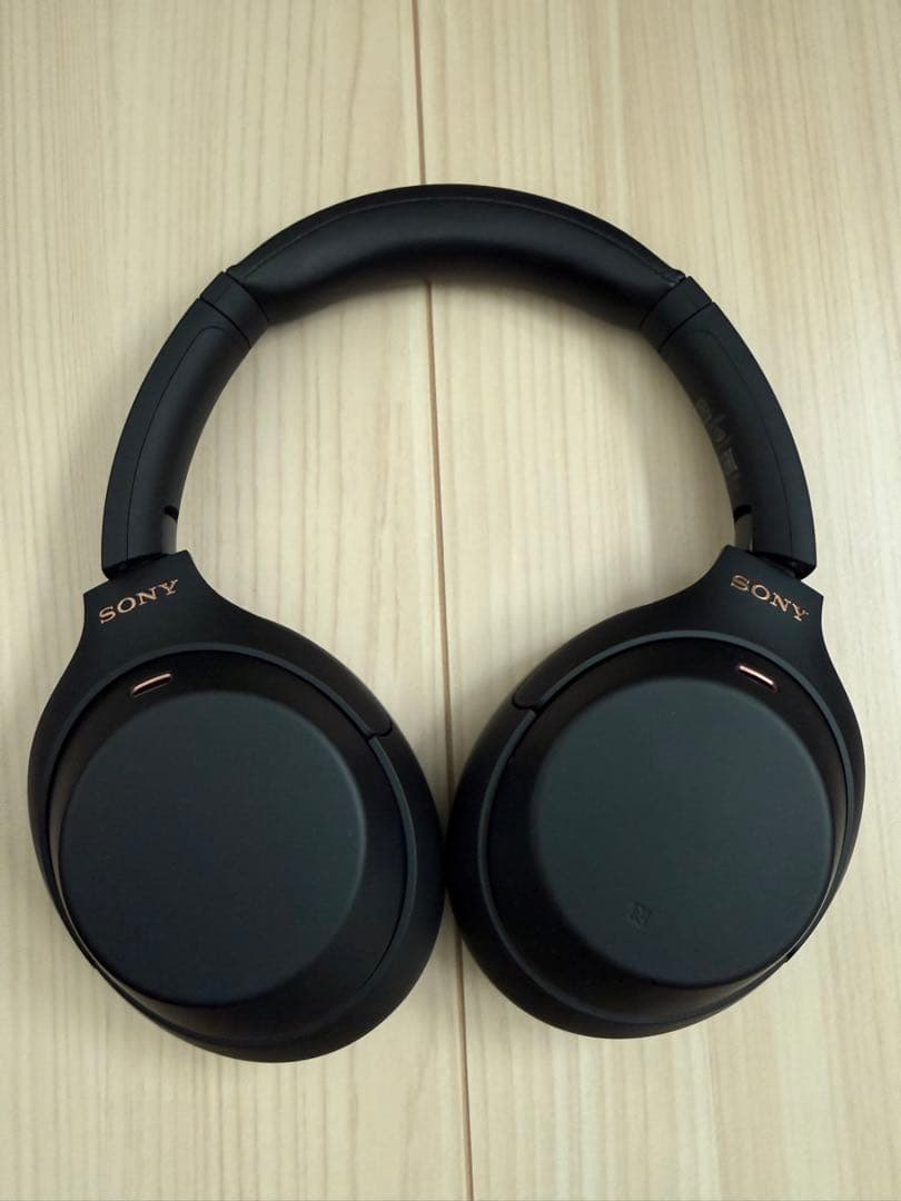 小*桃様 SONY ワイヤレスヘッドホン ブラック　 WH-1000 XM4