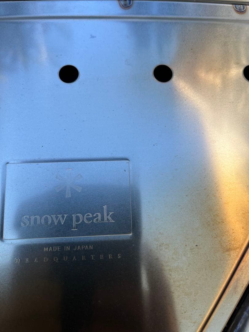 スノーピーク焚火台Lサイズ（旧タイプ・HEAD QUATER）