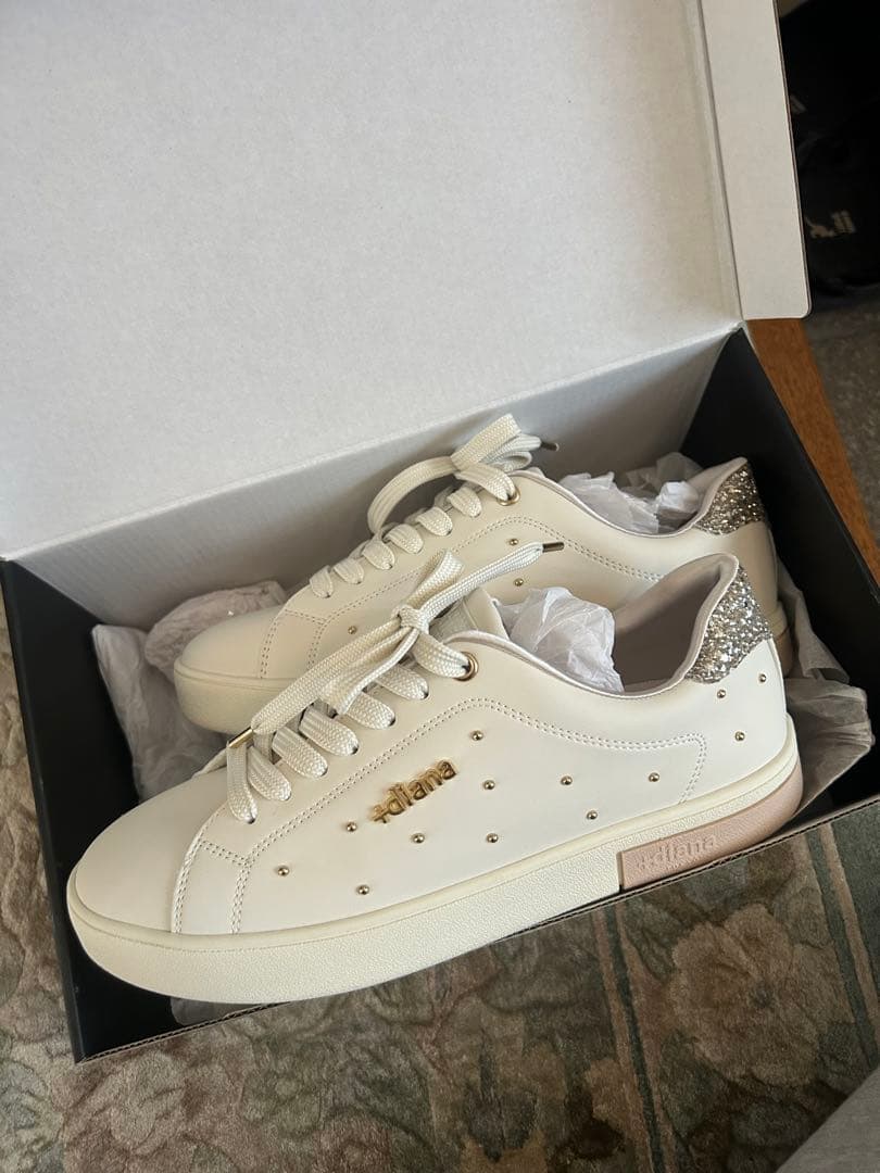 diana ホワイト スパンコール スニーカー