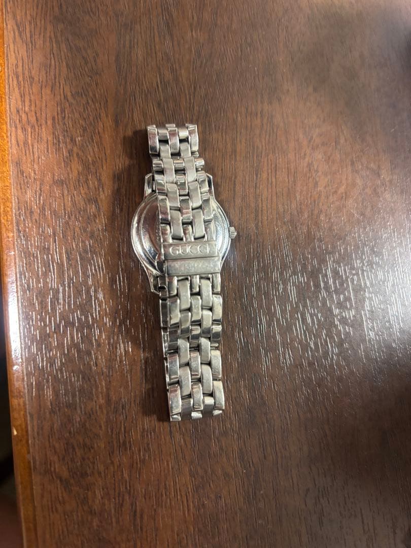 GUCCI アナログクォーツ腕時計 シルバー