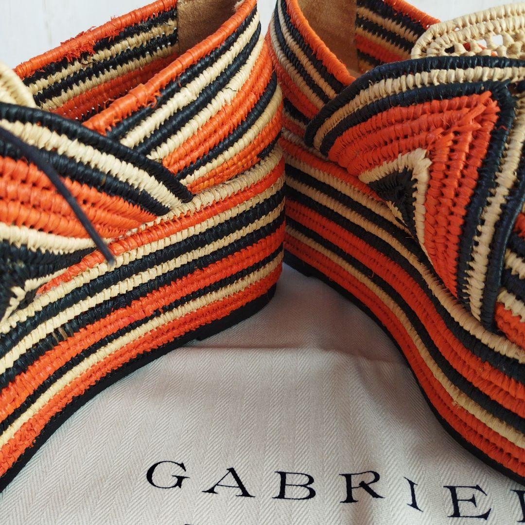 ガブリエラ・ハースト×クレジュリー*ヘスターラフィアプラットフォームサンダル