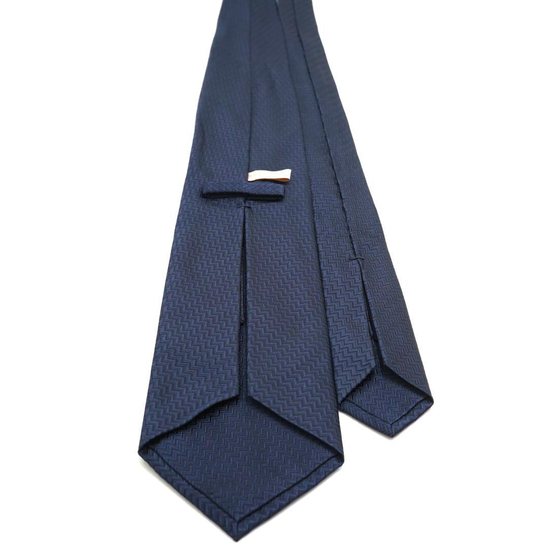 ✨新品未使用品✨　BVLGARI ネクタイ　セッテピエゲ　ネイビー　ソリッド