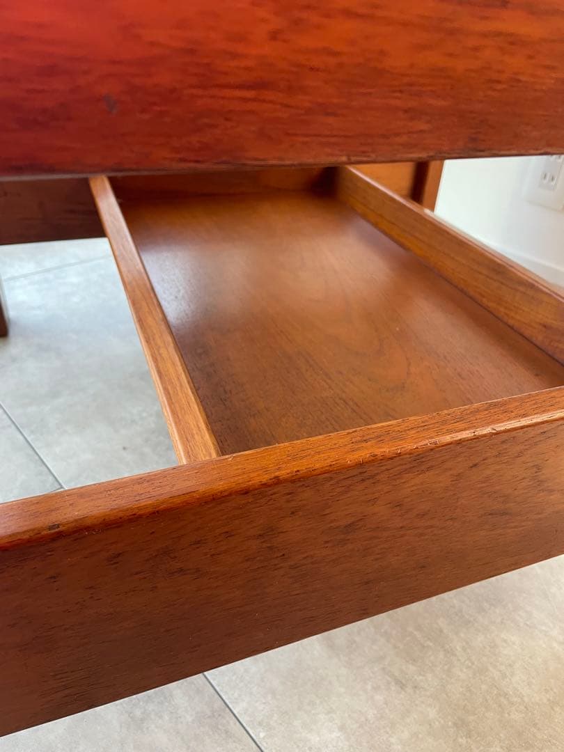 木製ガラストップセンターテーブル　ビンテージテーブル　チーク材　北欧家具
