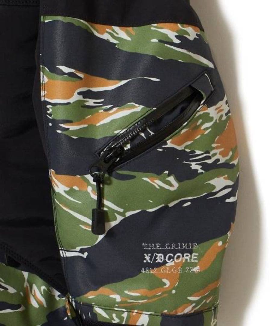 クライミー　カモフラージュ ナイロン ジャケットＬ