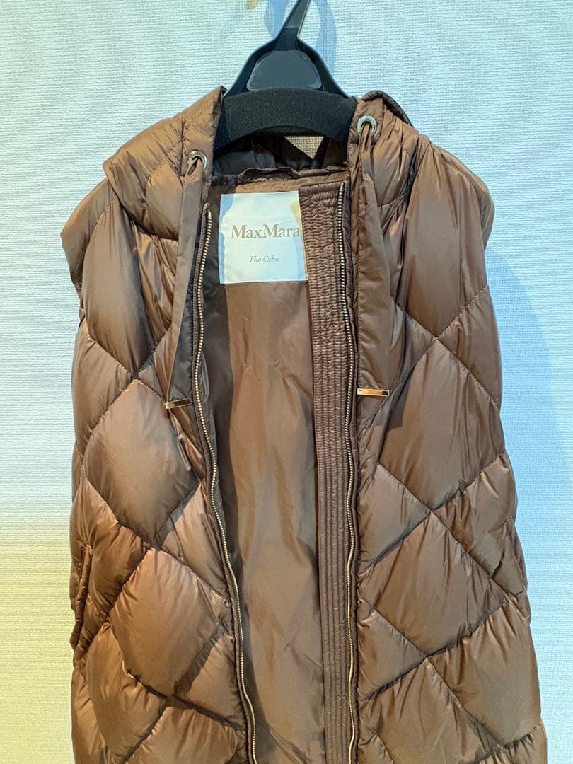 MaxMara マックスマーラ　Cube ダウン　ベスト　ジレ