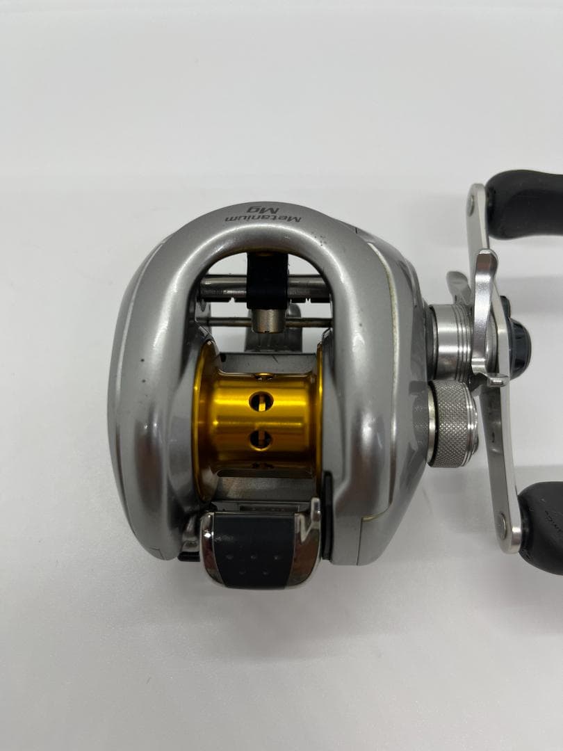 シマノ 07 メタニウム Mg 右ハンドル ベイトリール 中古品
