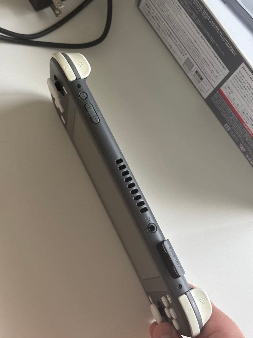 （専用)任天堂 SwitchLight グレー/箱不要割引あり！