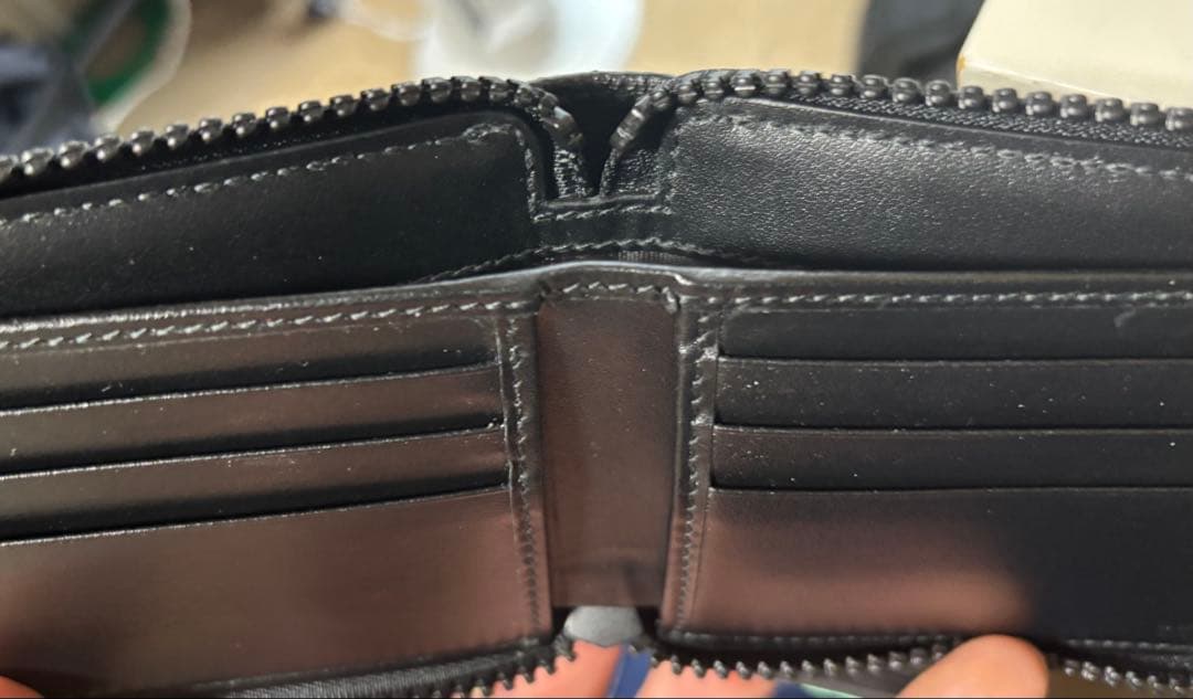 超美品 GUCCI ブラックレザー 二つ折り財布