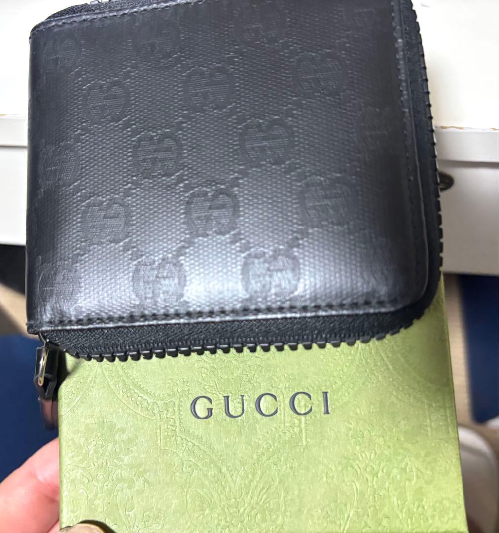 超美品 GUCCI ブラックレザー 二つ折り財布