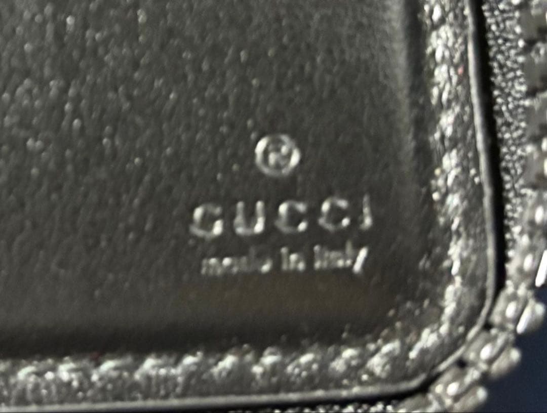 超美品 GUCCI ブラックレザー 二つ折り財布