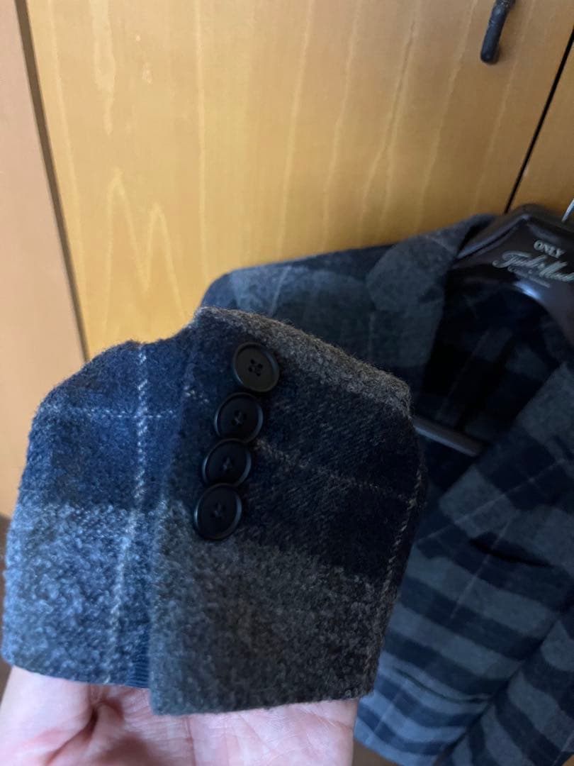 TAGLIATORE テーラードジャケット グレー・ネイビーチェック