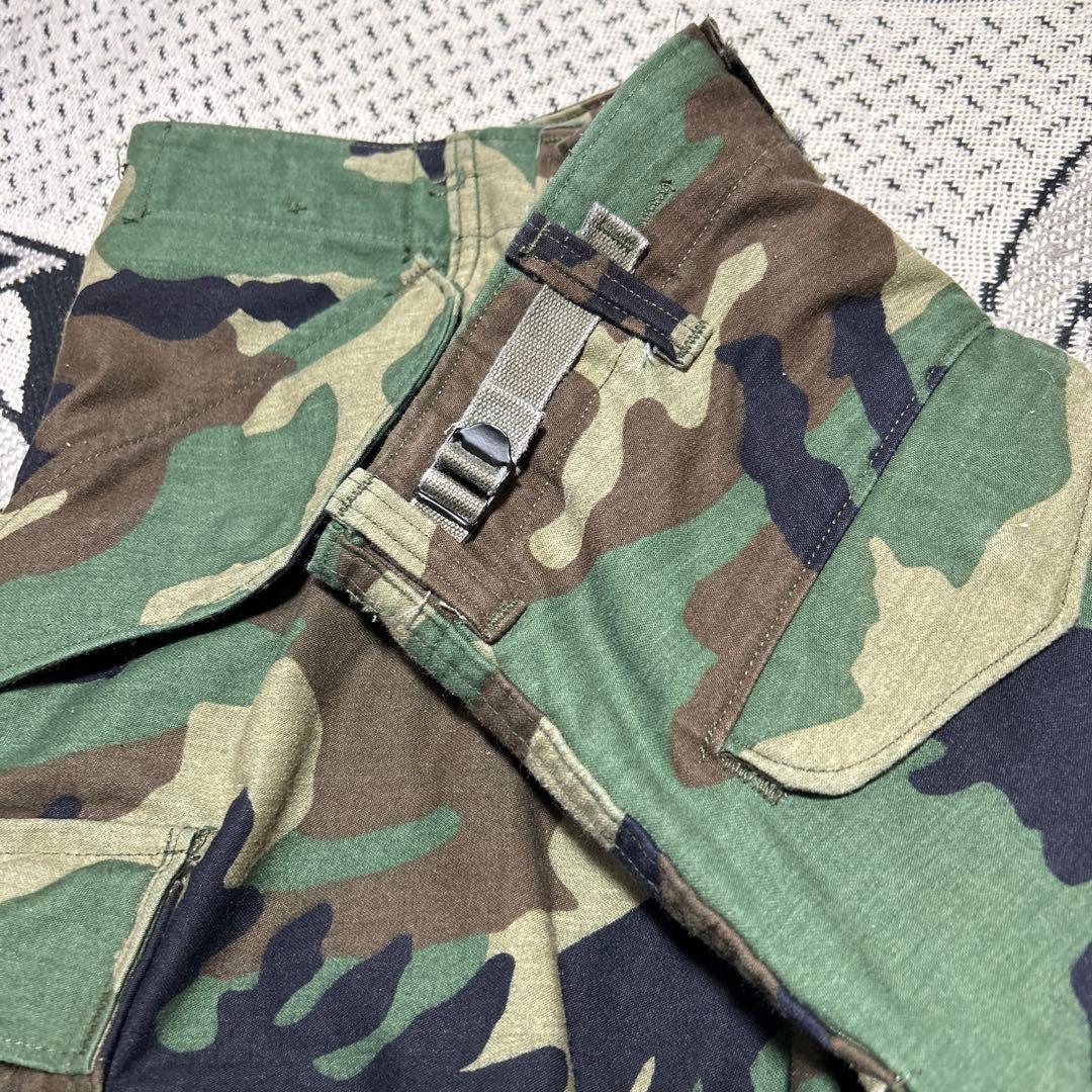 米軍実物 M65 カーゴパンツ ウッドランド カモ サイズ「SMALL-R」
