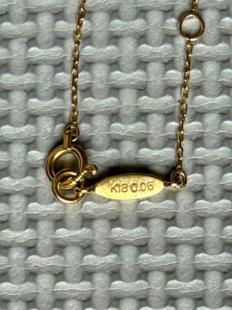 AHKAH ゴールドアルファベットRネックレス