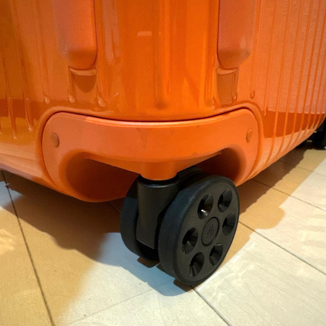 リモア　エッセンシャルトランクケース