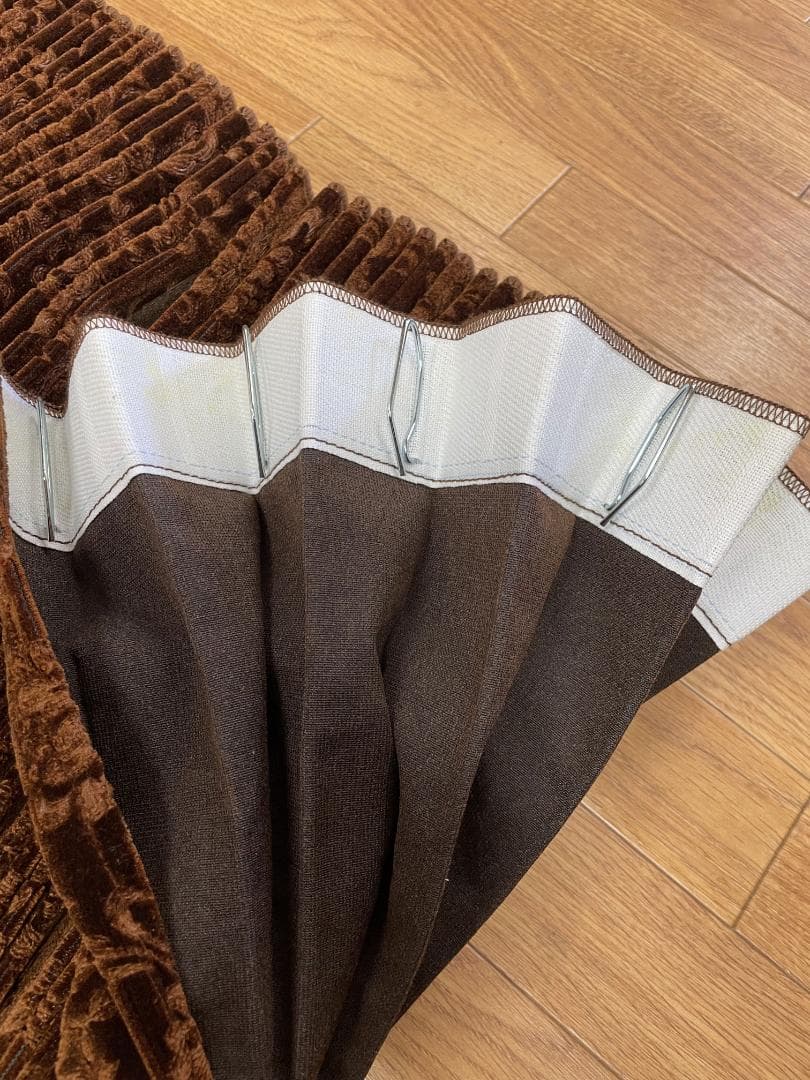 仮眠カーテン　トラック　ローレル　ブラウン　裏地無し　新品