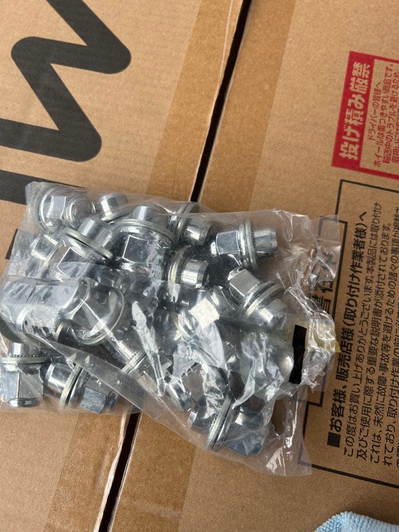 ゆん ヤリスクロスＺ　純正１８インチホイール　新車取外し