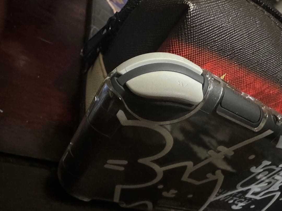 任天堂Switchライト ブリリアントダイアモンドソフト 充電器付き