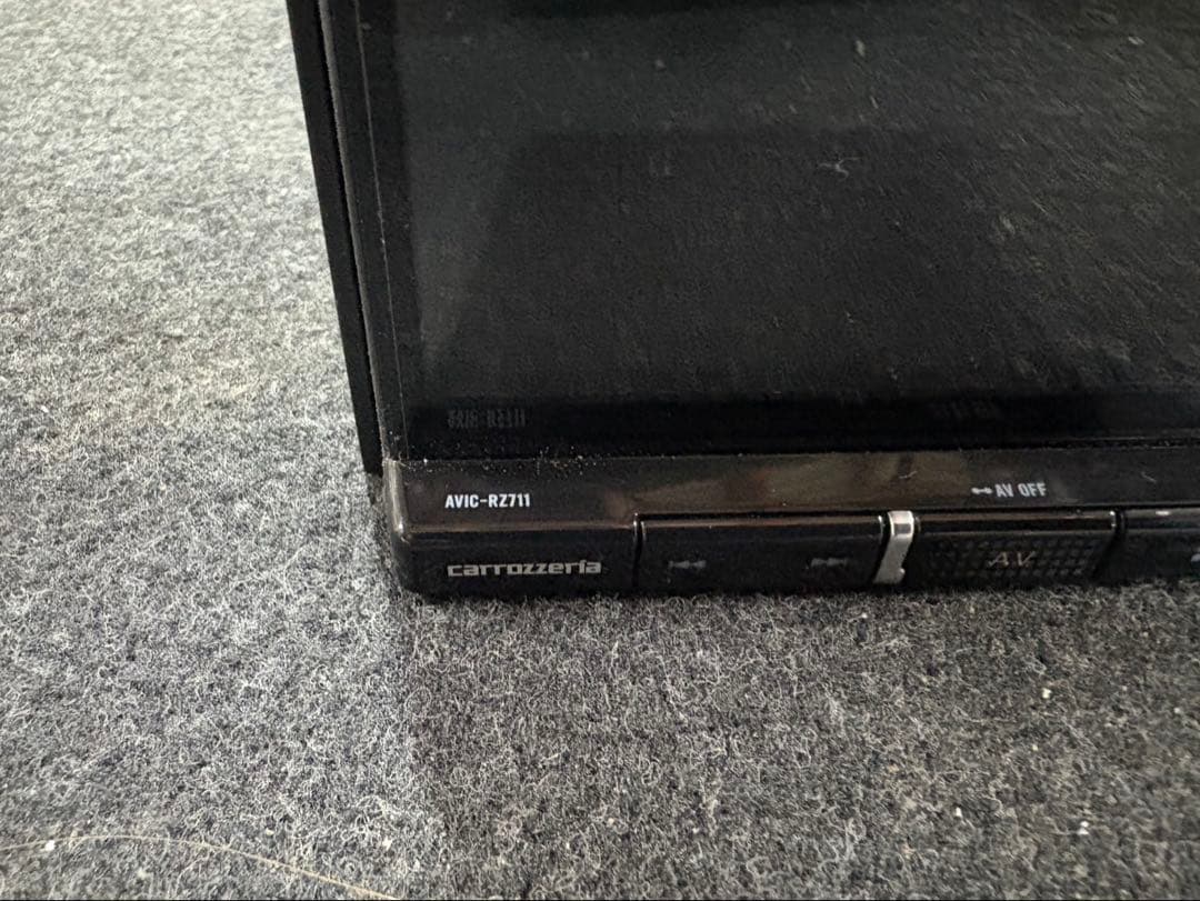 AVIC-RZ711 カロッツェリア パイオニア　楽ナビ メモリーナビ