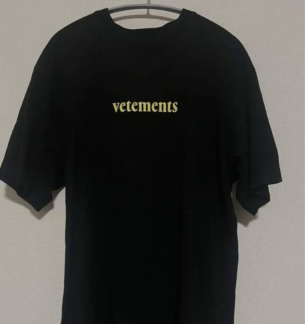 VETEMENTS 20ss logo Tシャツ