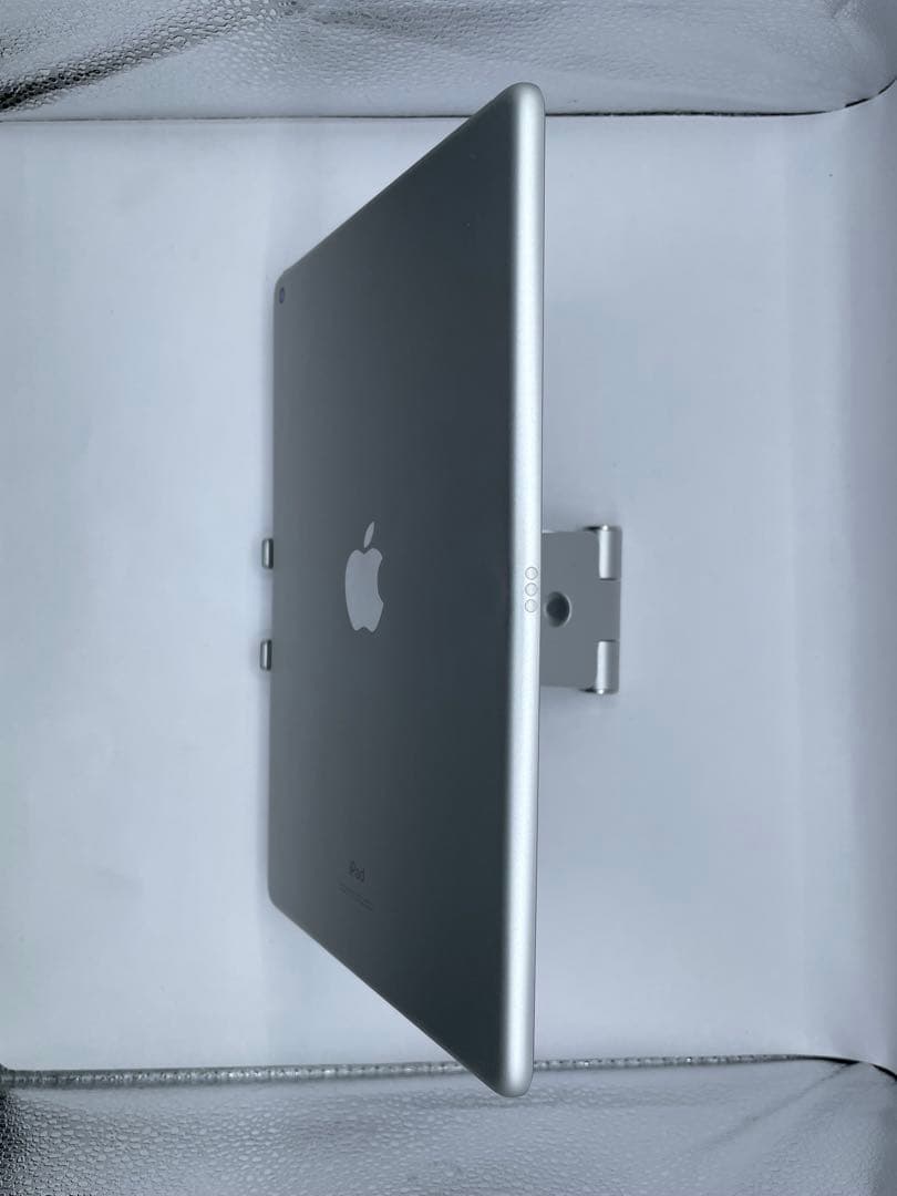 み*ん様 iPad 7世代 32GB バッテリー94%