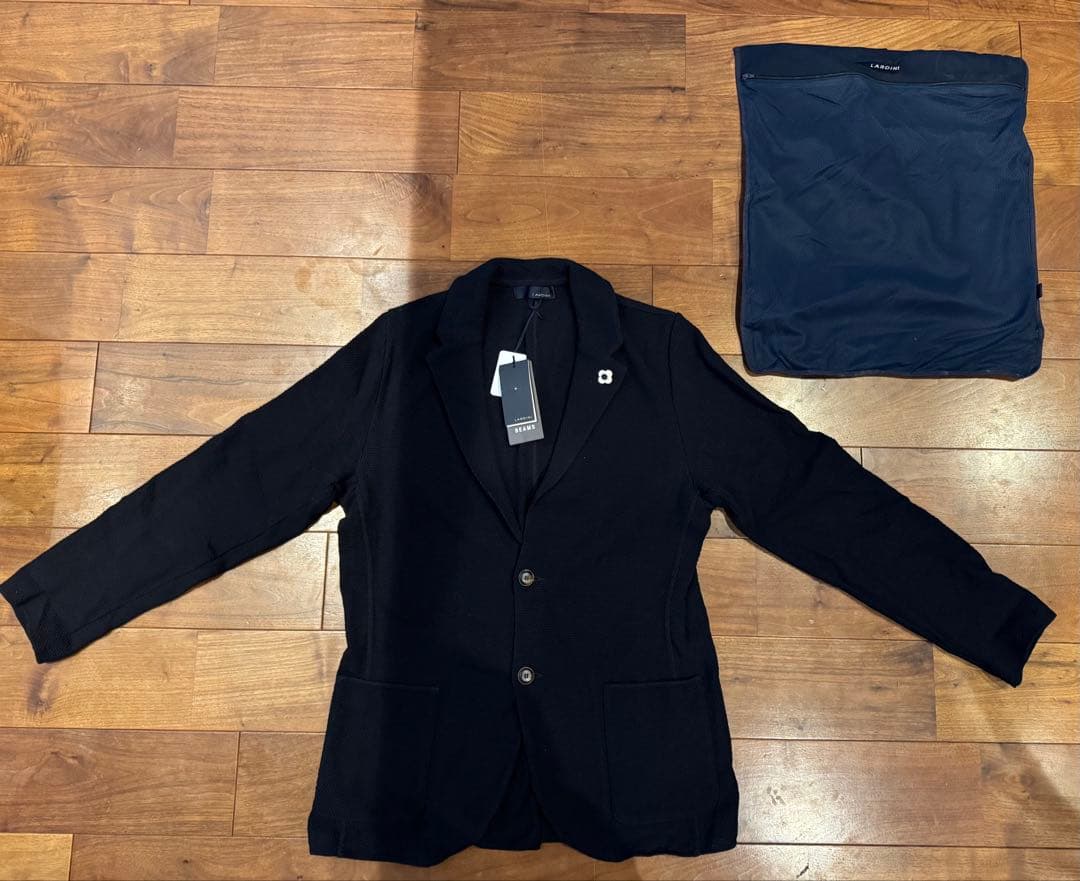 新品試着のみ LARDINI ラルディーニ ニットジャケット ネイビー M