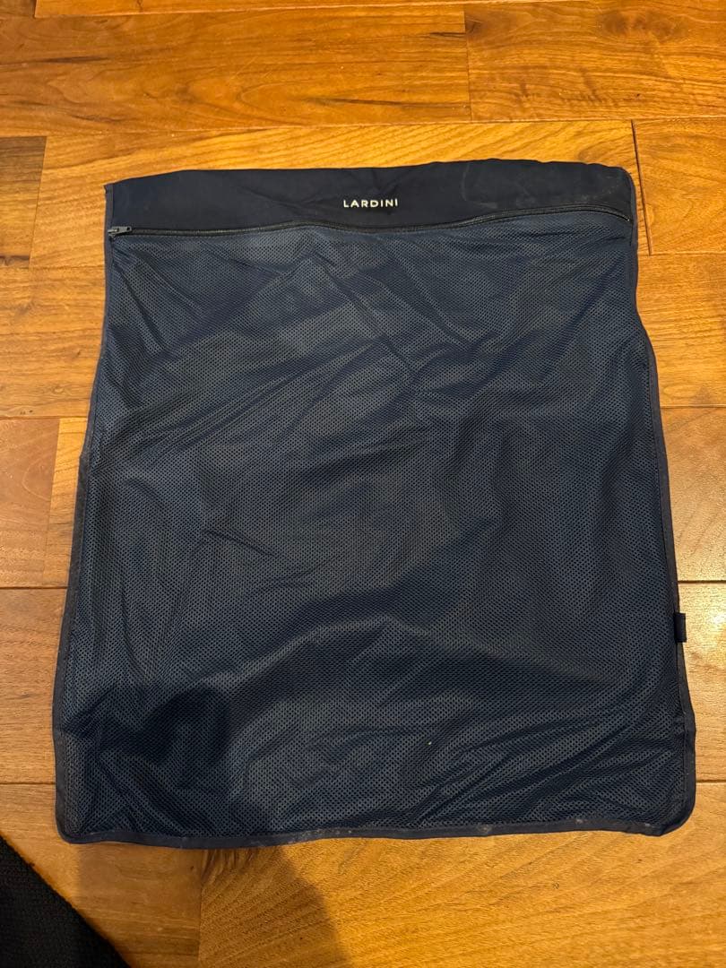 新品試着のみ LARDINI ラルディーニ ニットジャケット ネイビー M