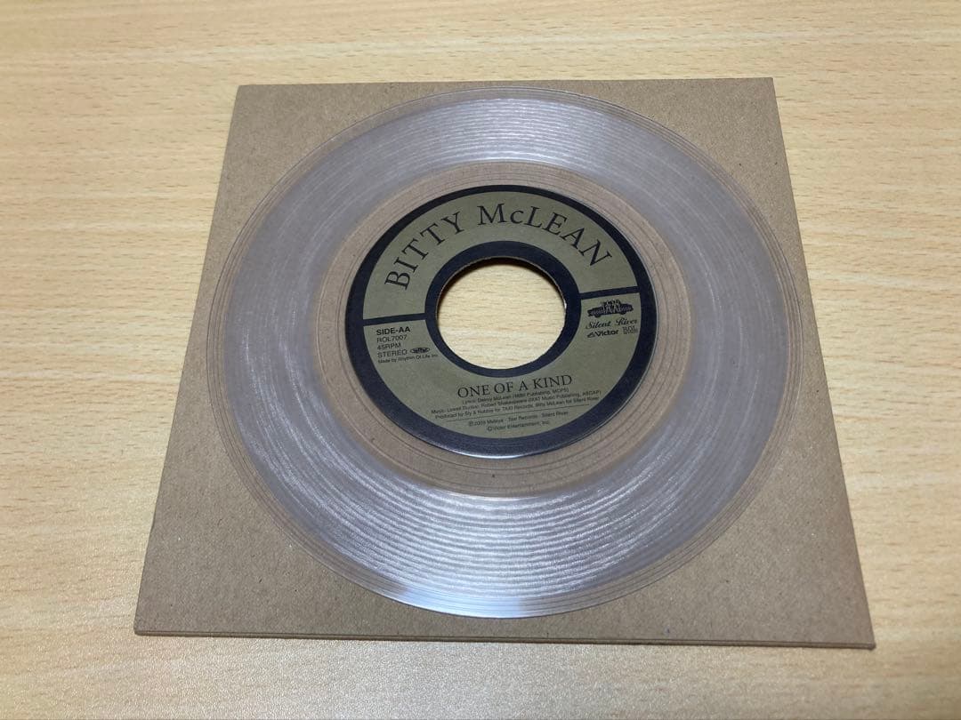 BITTY McLEAN GOT TO LET GO 7インチ 初回限定盤