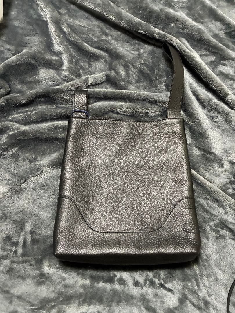 ペッレモルビダ　ワンハンドルバッグ　ブラック