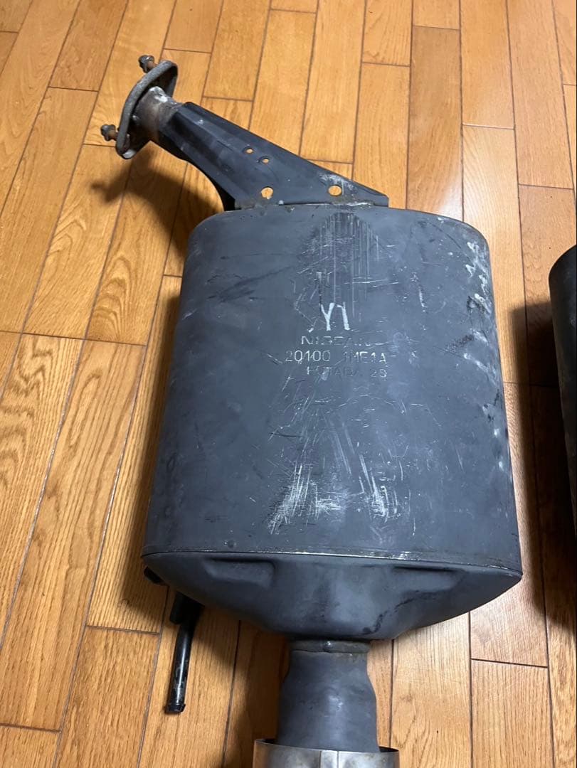 日産フーガY51 リア純正マフラー