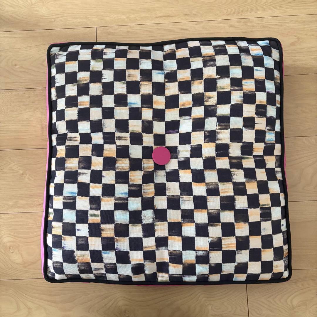 マッケンジーチャイルズ　大型スクエアクッション