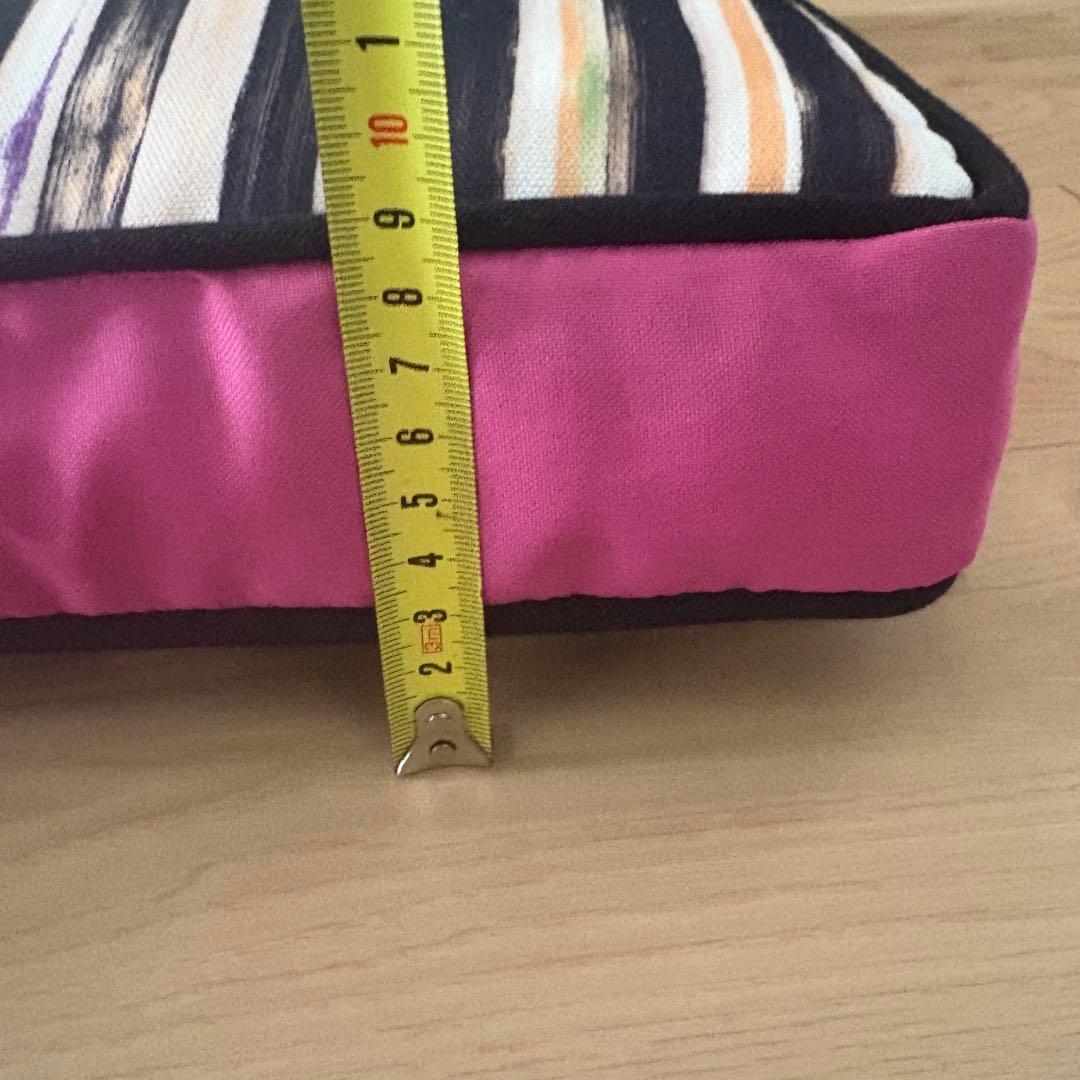 マッケンジーチャイルズ　大型スクエアクッション