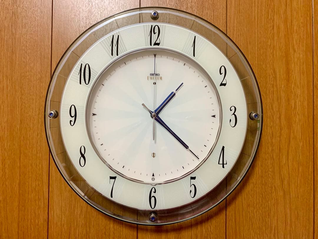 セイコー　エンブレム　掛け時計　電波時計　HS523S　エムブレム　グリーン